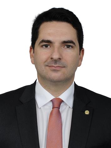 Gustinho Ribeiro
